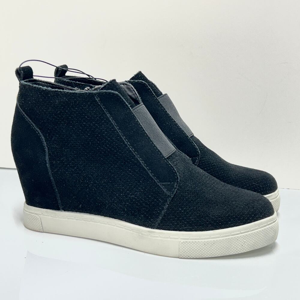 Steve Madden Flavy Wedge Heel Sneaker Shoes Suede Side Zipper Black Womens 9